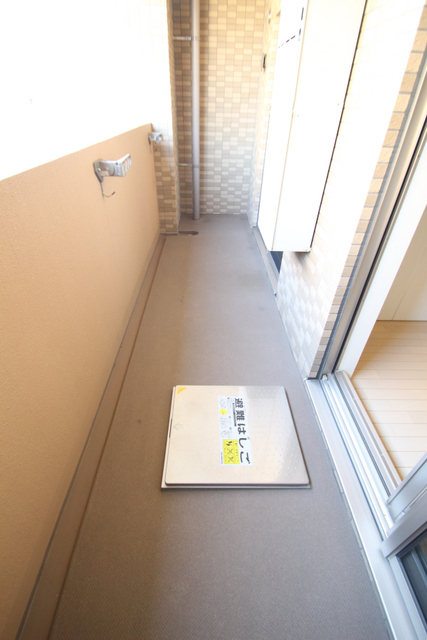バルコニー　同間取の別室参考写真です。