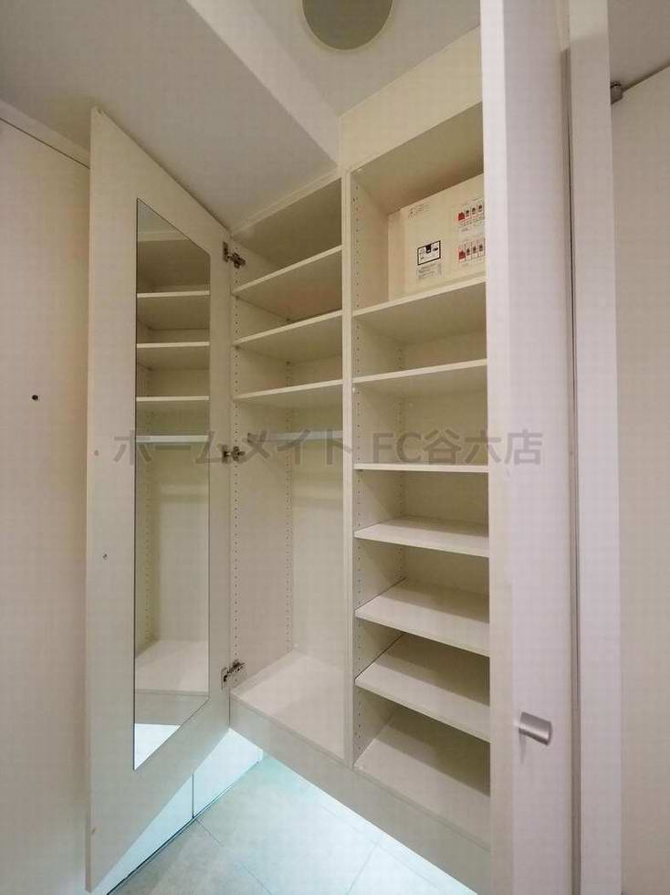 アーバネックス淀屋橋の玄関写真