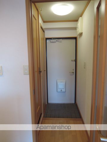 グレース三田の玄関写真
