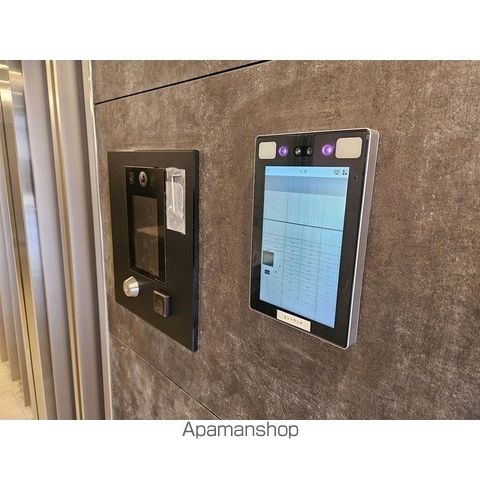 小田急線 代々木上原駅 徒歩3分 8階建 築2年の外観写真