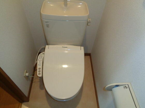 ＪＲ高崎線 熊谷駅 徒歩4分 10階建 築20年のトイレ写真