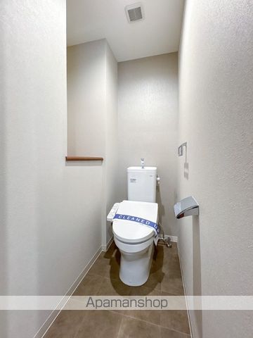 ＪＲ南武線 武蔵中原駅 徒歩6分 5階建 築3年のトイレ写真