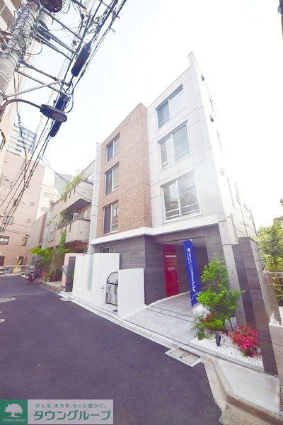PASEO四谷三丁目の外観写真