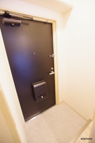 メゾンドシュルヴィの玄関写真