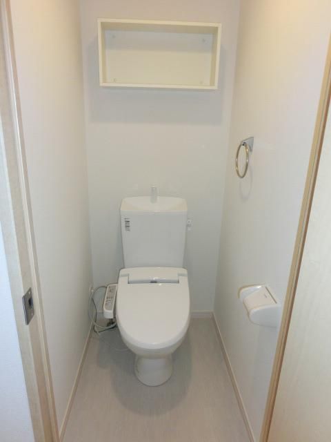 トイレ　清潔感のあるトイレです