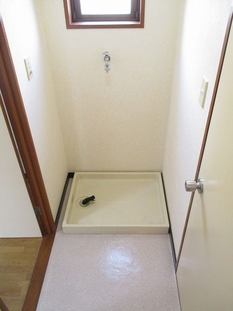 その他設備　室内洗濯機置き場(別部屋参考写真)