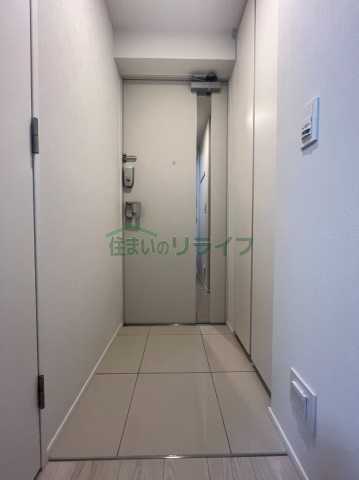 玄関　Brilia ist 西早稲田