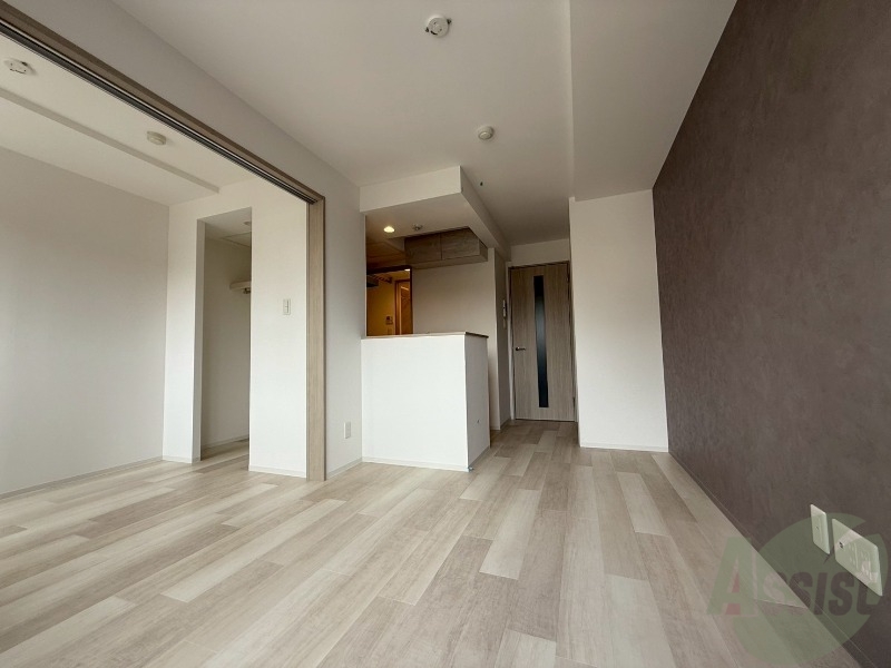 居室・リビング　広くてキレイなお部屋が広がっていて、充実した生活が送れそう。