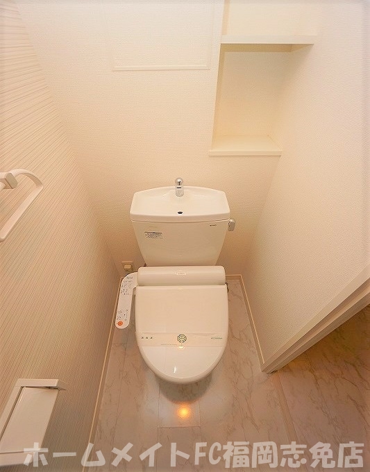 ＪＲ篠栗線 柚須駅 徒歩22分 5階建 築12年のトイレ写真
