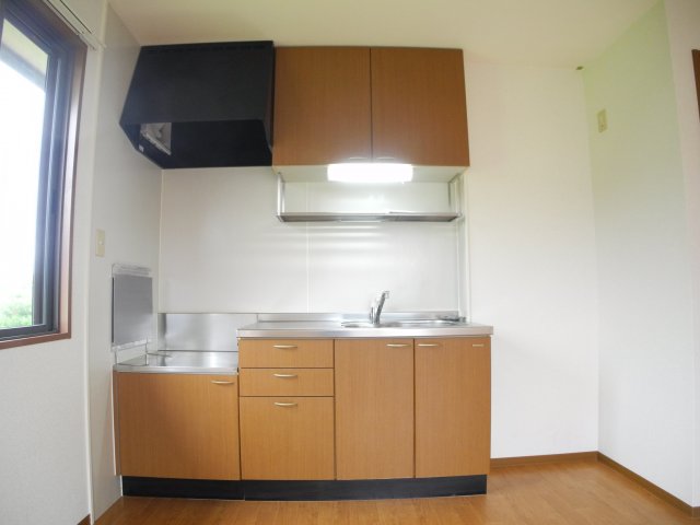 キッチン　※別室同間取りのお部屋です。現況を優先します。