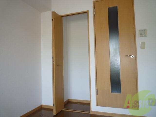 収納　クローゼットタイプのお部屋です。