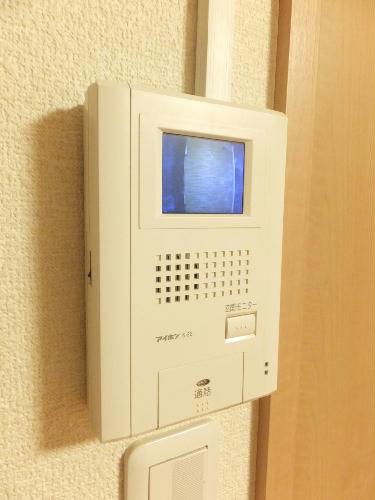 セキュリティ　カラーモニターインターフォン搭載！
