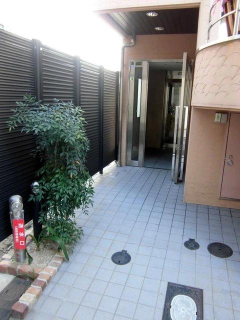 スカイライト西九条の外観写真