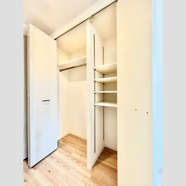 エスリード葵 広小路通の内装写真