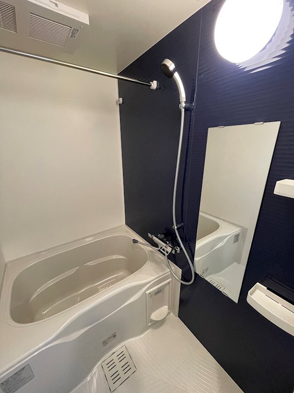 バス・シャワールーム　バスとトイレは別になります