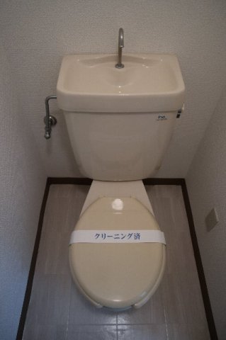 トイレ　キレイな個室空間です