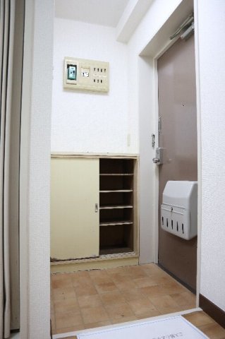 玄関　スッキリまとまった玄関です