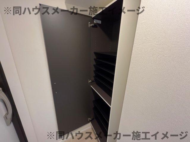 玄関　※同ハウスメーカー施工イメージ※