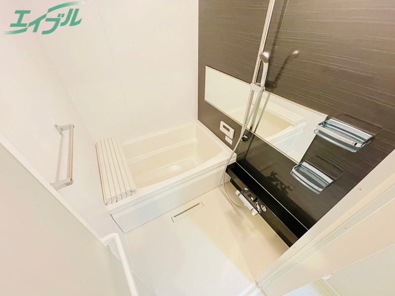 バス・シャワールーム　同タイプ部屋写真です。