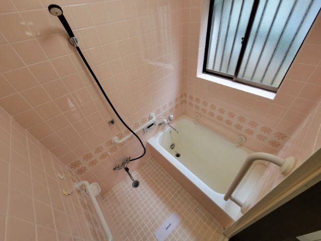 谷戸町三丁目戸建の風呂写真