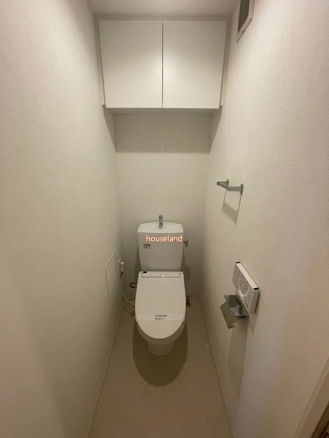 東急大井町線 等々力駅 徒歩14分 3階建 築5年のトイレ写真