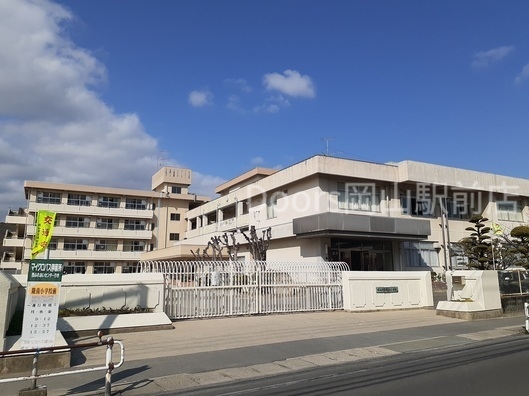 小学校　岡山市立陵南小学校（小学校）まで450m