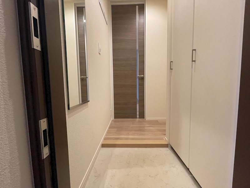 玄関　別部屋参考画像
