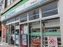 コンビニ　ファミリーマート 蕨駅東口店（コンビニ）まで131m