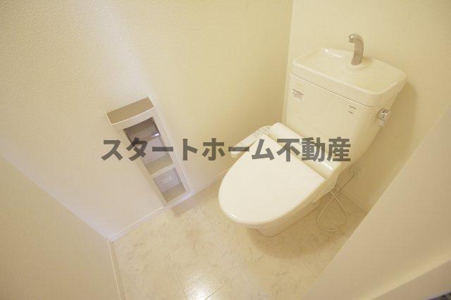 トイレ　清潔感のあるトイレです
