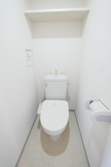 トイレ　※別部屋の写真です