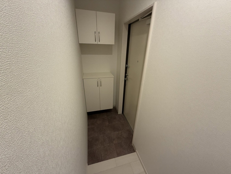 F asecia chypreの玄関写真