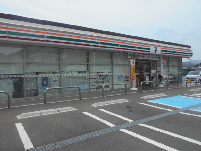 コンビニ　セブンイレブン 広川町広店様（コンビニ）まで451m