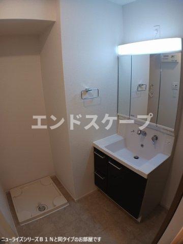 ＪＲ上越線 群馬総社駅 徒歩58分 2階建 新築の内装写真