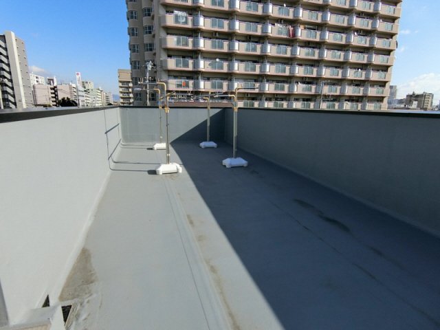 バルコニー　共用部