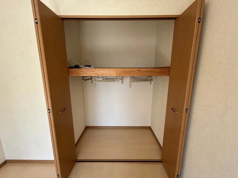 収納　※別部屋参考写真・現況優先※反転