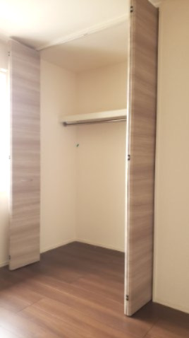 収納　同ハイツ別部屋参考写真☆神戸市垂水区　シャトー・ムートン☆