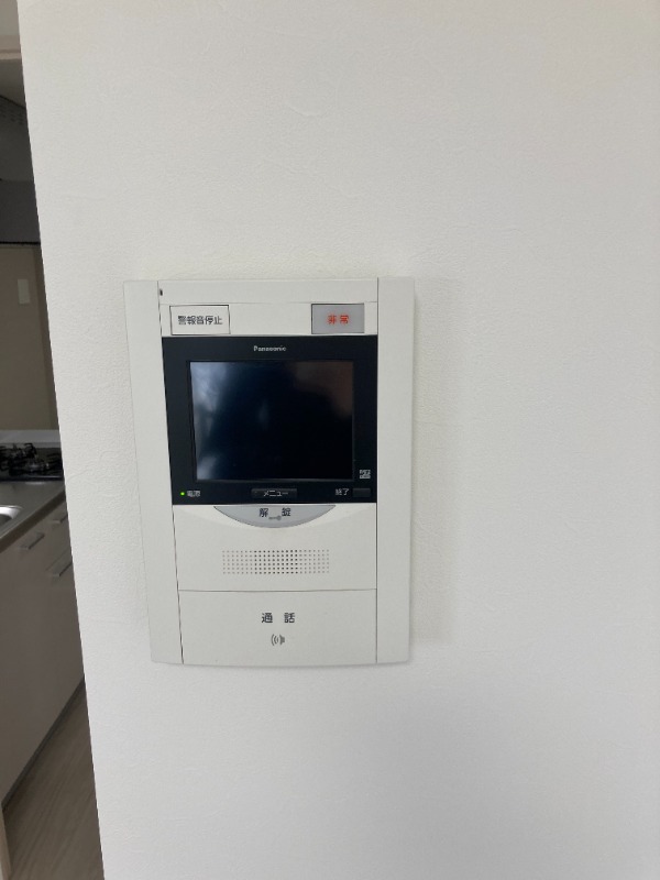 セキュリティ　ＴＶモニター付きインターホン（同仕様写真）