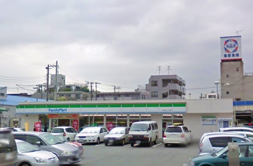 コンビニ　ファミリーマート 磯子丸山二丁目店（コンビニ）まで374m