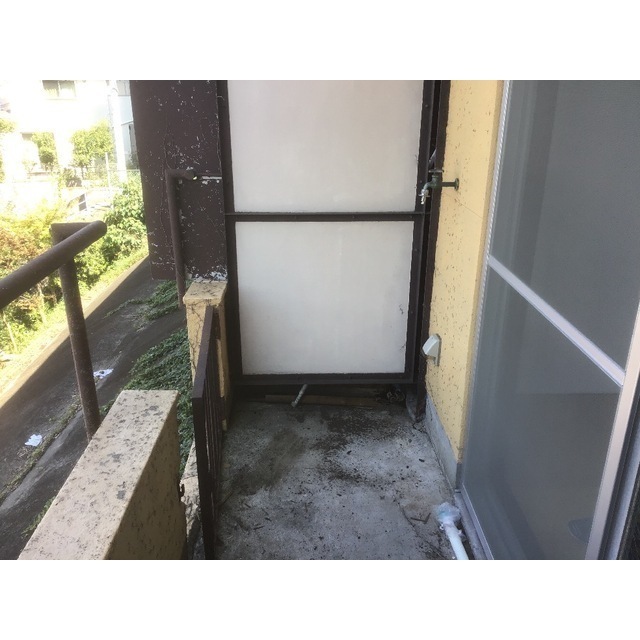 バルコニー　内装は落ち着いています