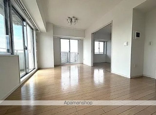 藤和シティホームズ中野弥生町クレーデルコートの居間写真