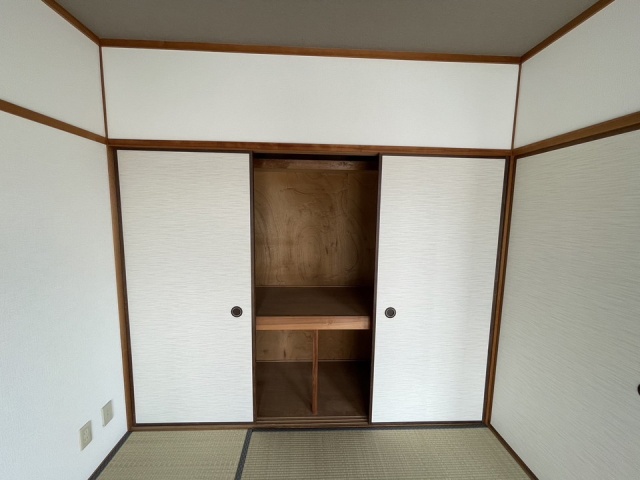 io垂水IIの内装写真