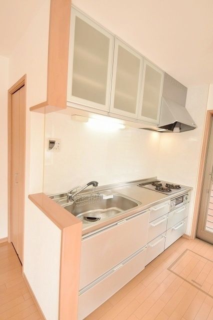 キッチン　★お部屋探しは株式会社タウンハウジング東京まで★