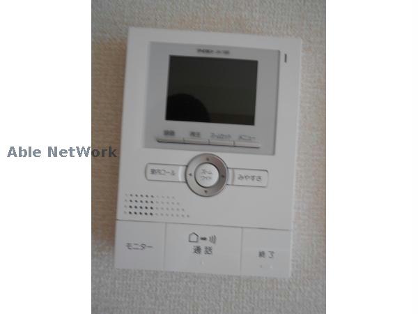 セキュリティ　カラーテレビドアホンです
