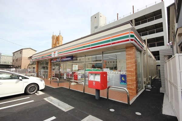 コンビニ　セブンイレブン徳島福島２丁目店（コンビニ）まで297m