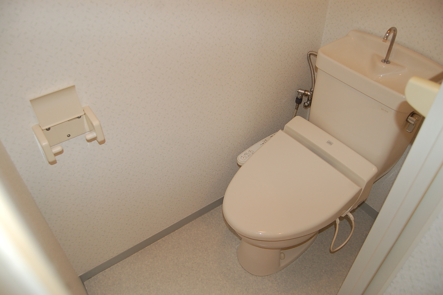 サンコーレジデンスB棟のトイレ写真