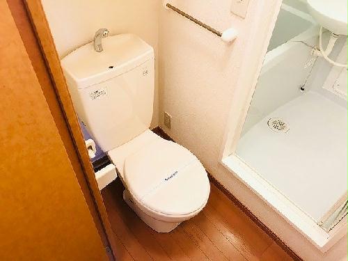 【レオパレス三四郎のトイレ】