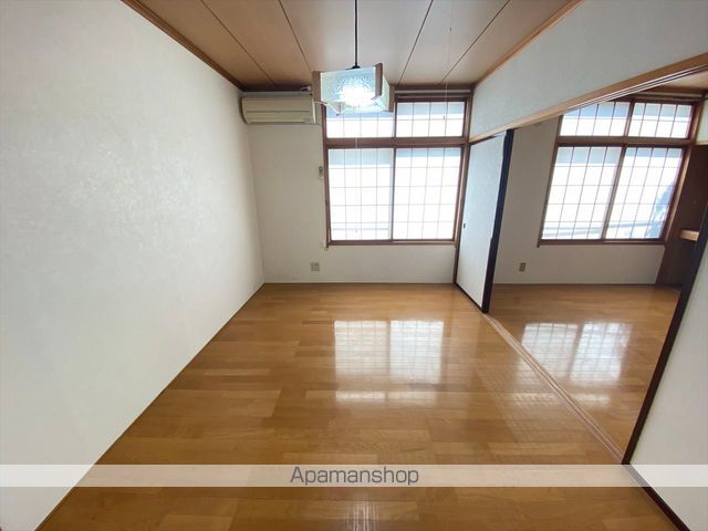 コーポ大幸の居間写真