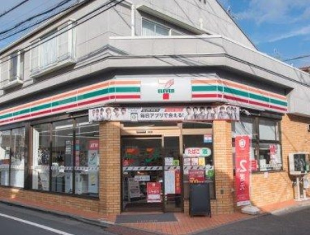 コンビニ　セブンイレブン世田谷三宿2丁目店（コンビニ）まで213m
