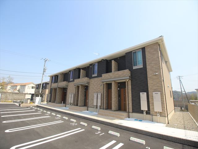 ジュノAの建物外観