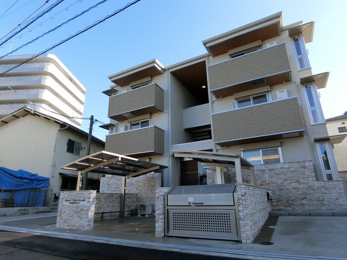 レスポワール・ド・牛田本町の建物外観